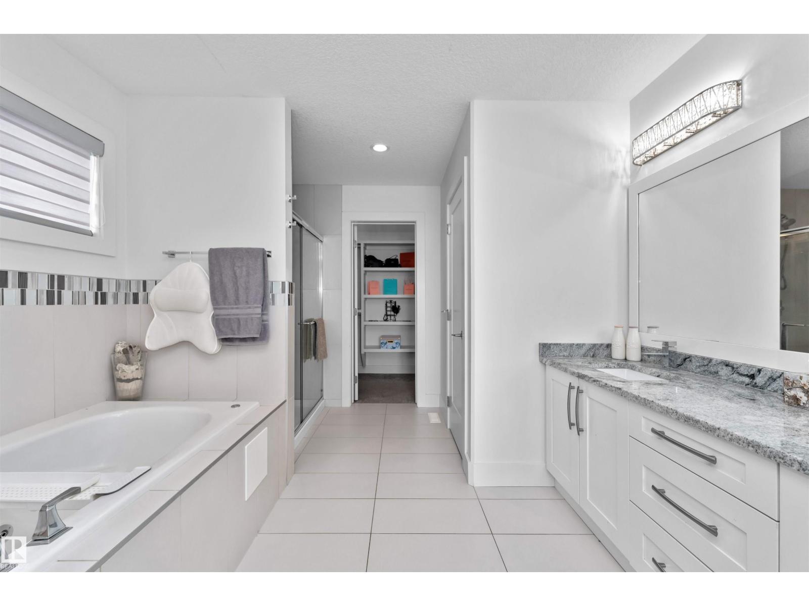 2009 Blue Jay Ct Nw, Edmonton, Alberta  T5S 0J8 - Photo 27 - E4477333