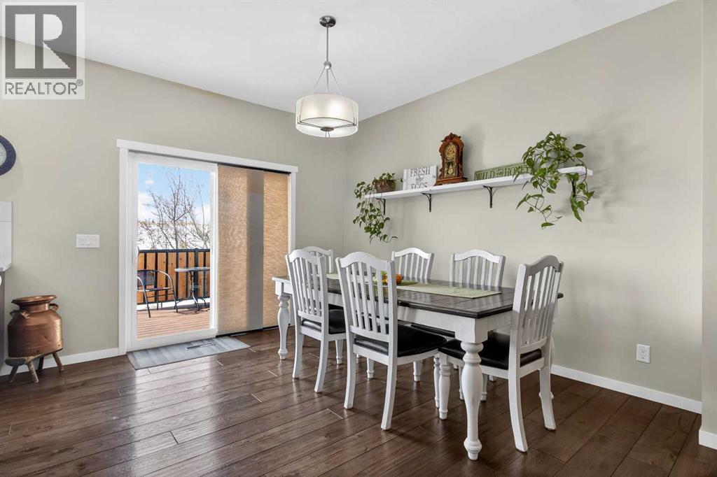 342 Reunion Green Nw, Airdrie, Alberta  T2B 3W5 - Photo 17 - A2292845