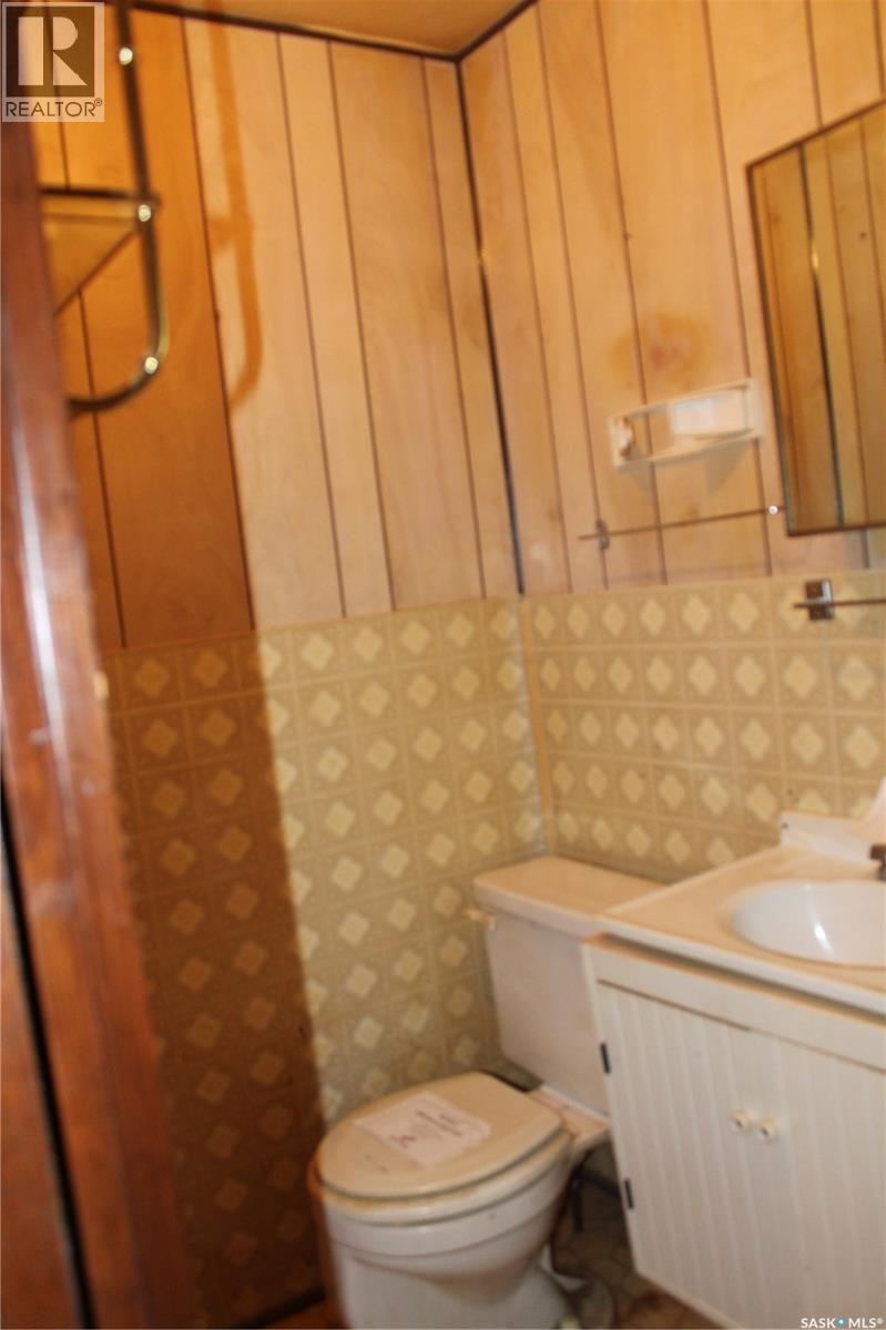 341 4th Street, Bredenbury, Saskatchewan  S0A 0H0 - Photo 11 - SK030383