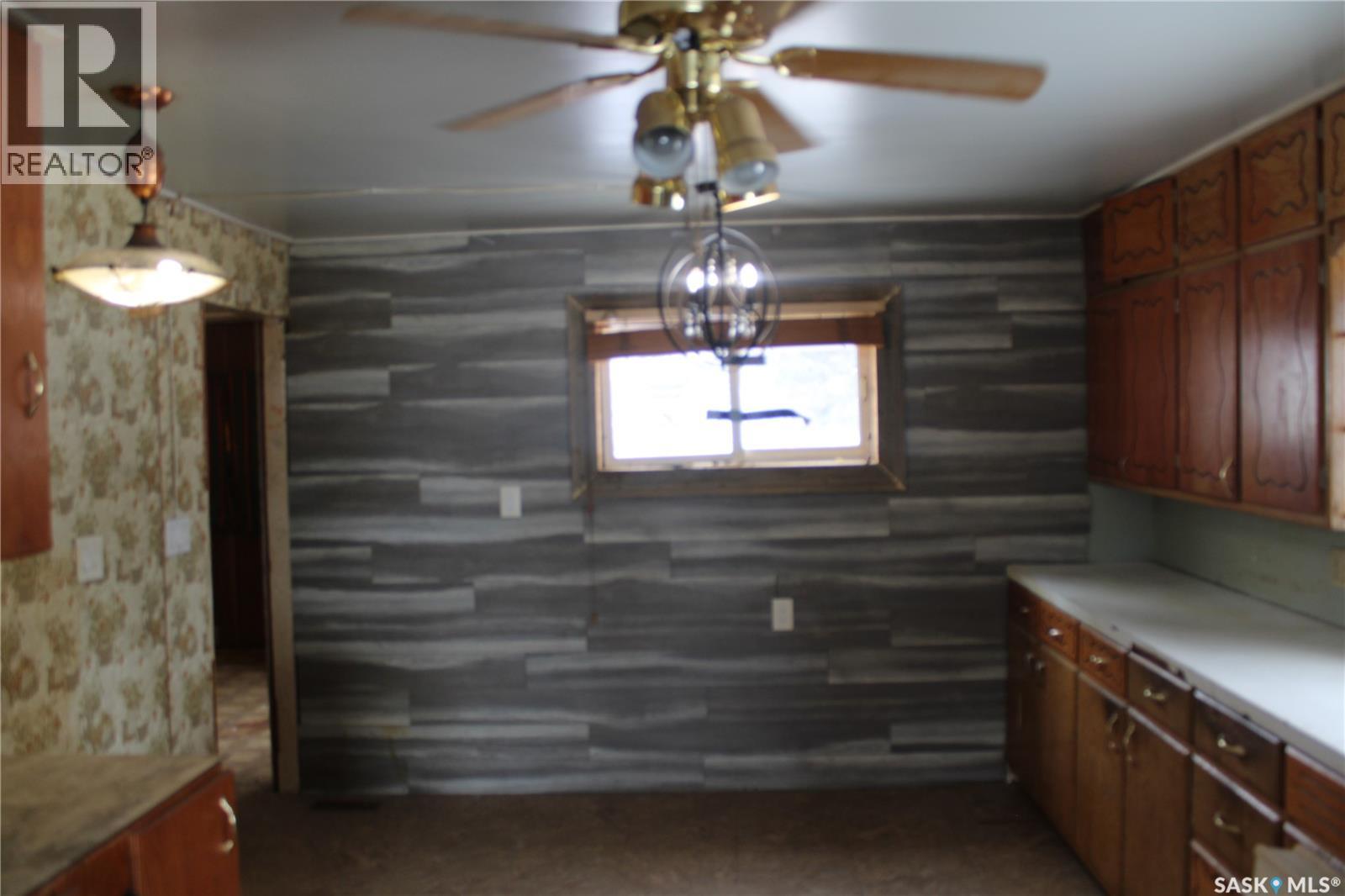 341 4th Street, Bredenbury, Saskatchewan  S0A 0H0 - Photo 4 - SK030383