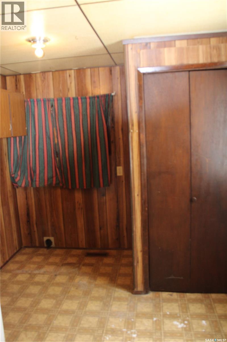 341 4th Street, Bredenbury, Saskatchewan  S0A 0H0 - Photo 9 - SK030383