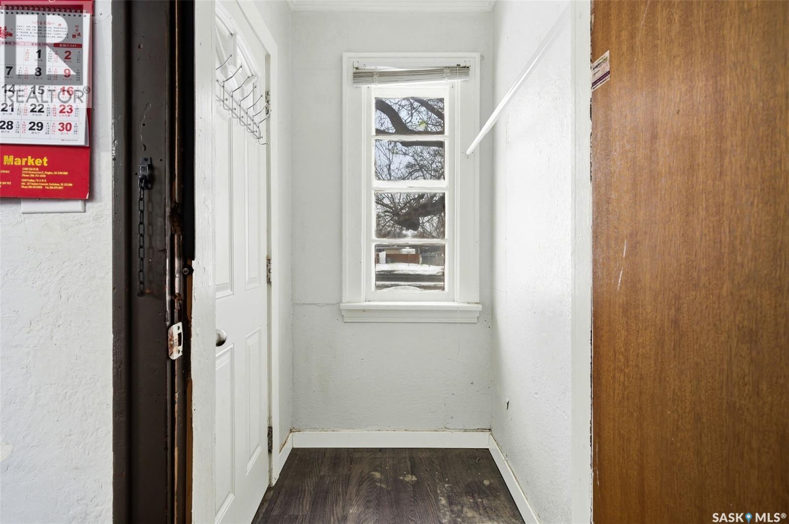 441 Pasqua Street, Regina, Saskatchewan  S4R 4M8 - Photo 3 - SK030218