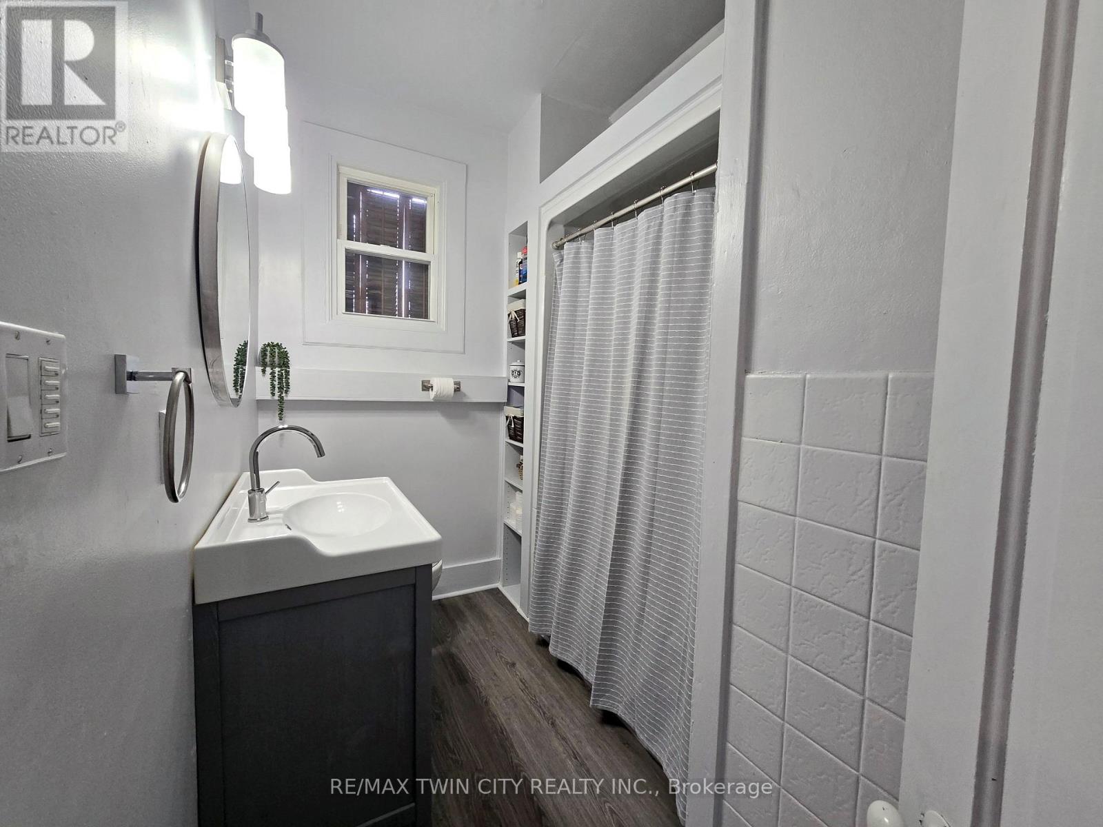 12 Pearl Street, Brantford, Ontario  N3T 3N4 - Photo 24 - X12880288