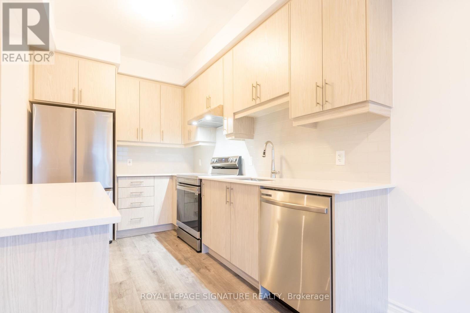 10 - 61 Soho Street, Hamilton, Ontario  L8J 0M6 - Photo 11 - X12880302