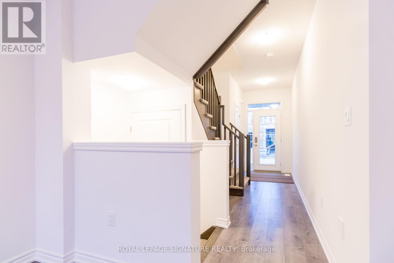 10 - 61 Soho Street, Hamilton, Ontario  L8J 0M6 - Photo 5 - X12880302