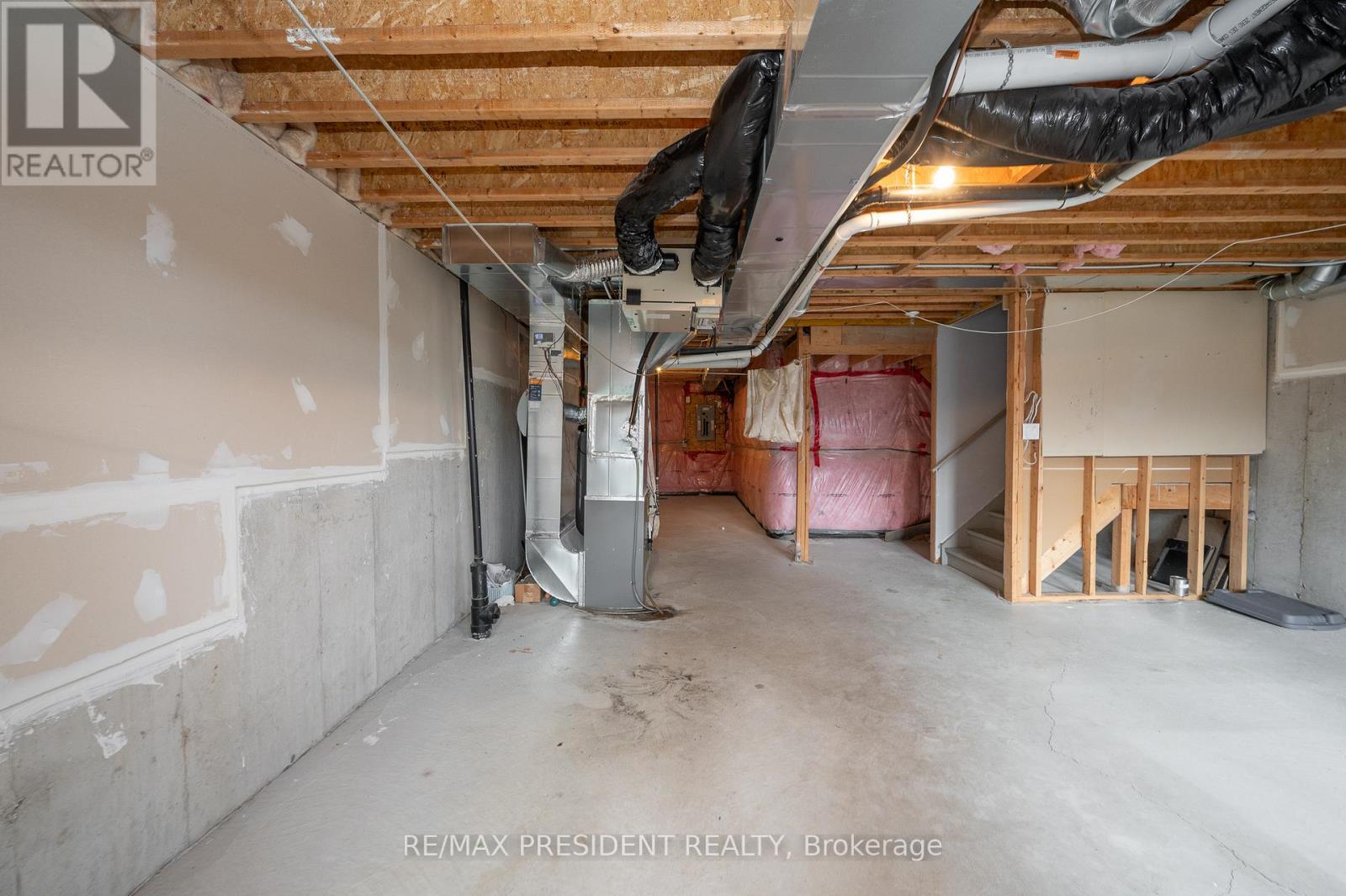 144 Crafter Crescent, Hamilton, Ontario  L8J 0H8 - Photo 22 - X12880350