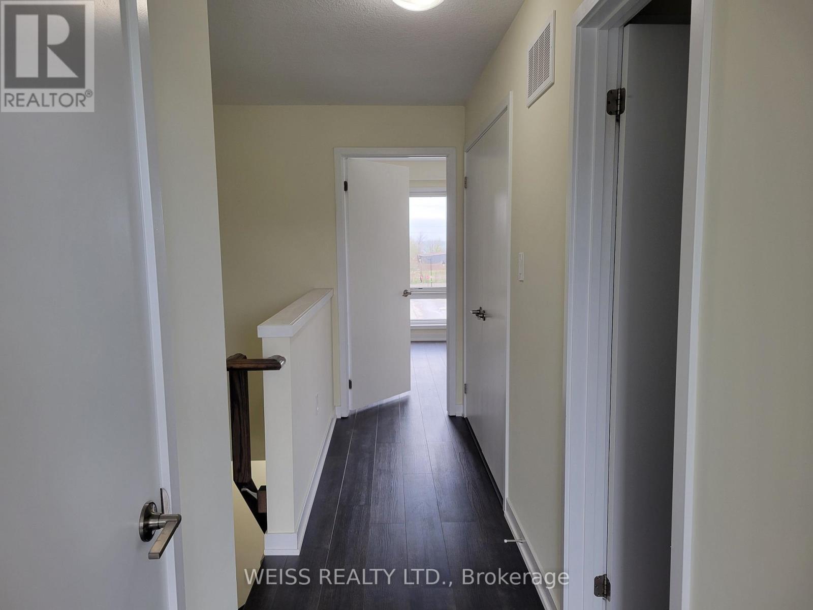 18 - 510 North Service Road, Grimsby, Ontario  L3M 0C9 - Photo 8 - X12880382