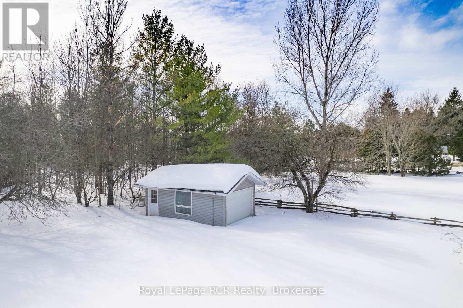 208 Pellisier Street, Grey Highlands, Ontario  N0C 1E0 - Photo 47 - X12855968