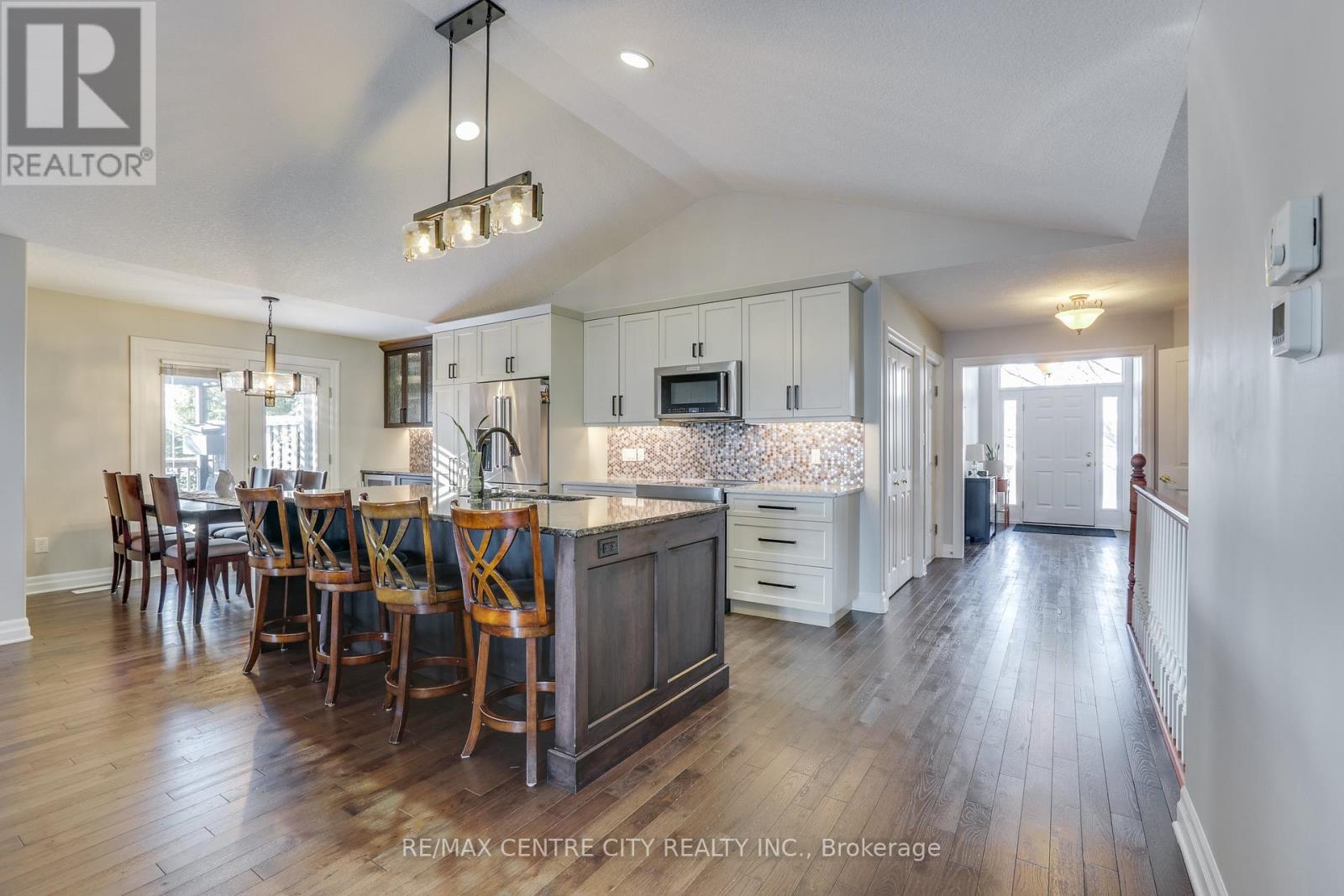 16 - 947 Adirondack Road, London South, Ontario  N6K 4Y7 - Photo 16 - X12665204