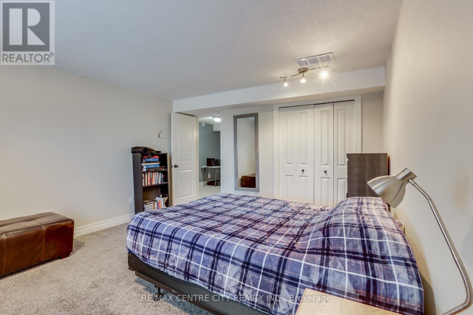 16 - 947 Adirondack Road, London South, Ontario  N6K 4Y7 - Photo 41 - X12665204