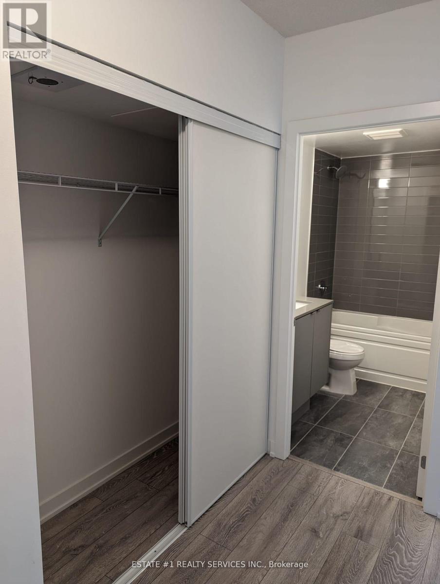 A214 - 3210 Dakota Common, Burlington (Alton), Ontario  L7M 2A8 - Photo 10 - W12658636