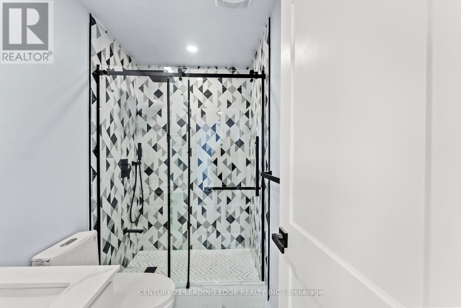 1 Lockhart Gate, Clarington (Bowmanville), Ontario  L1C 4K9 - Photo 37 - E12596010