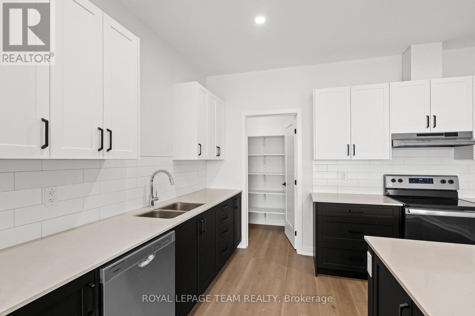 2 - 1112 Moore Street, Brockville, Ontario  K6V 7N1 - Photo 11 - X12710818