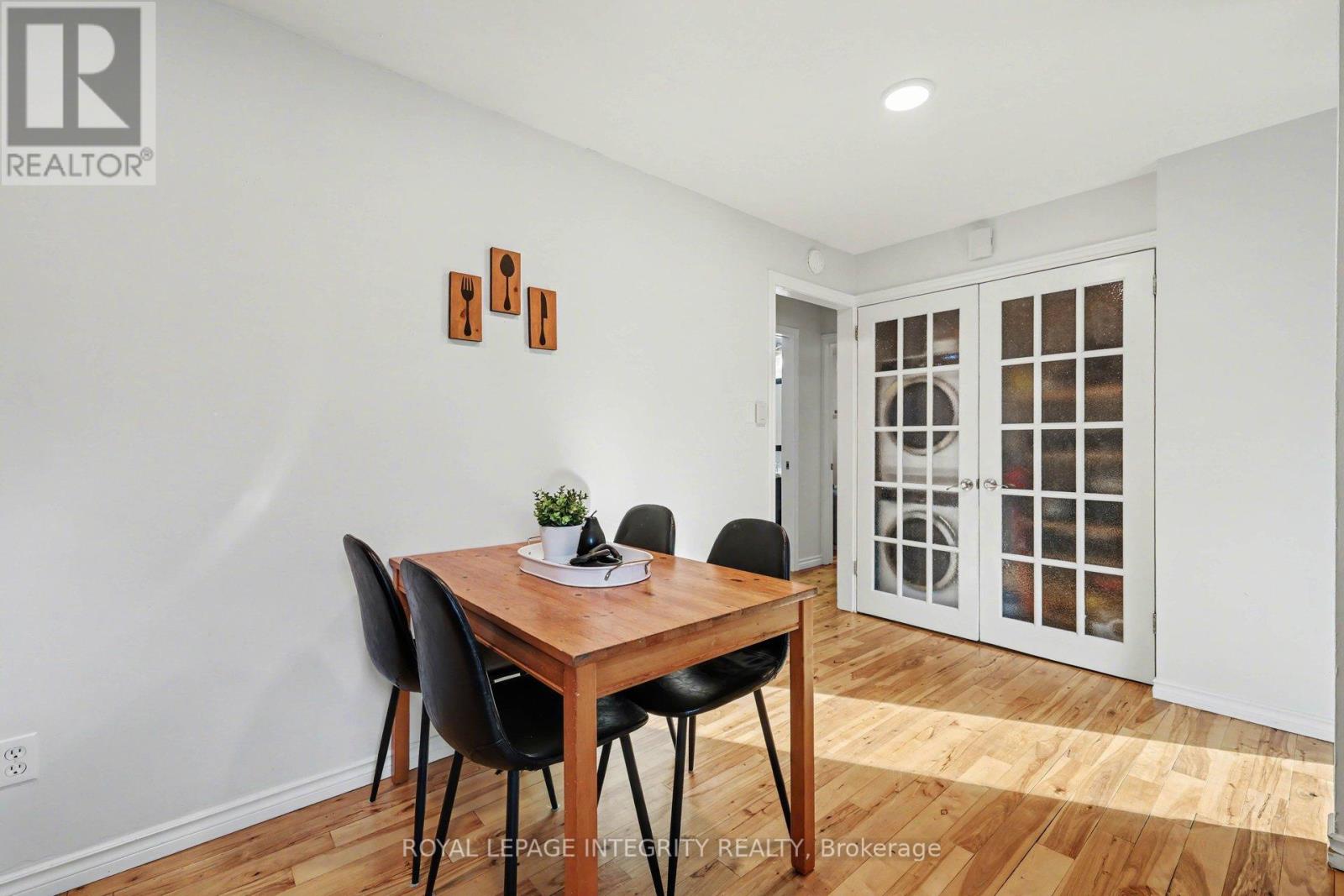 35 Robinson Street, Perth, Ontario  K7H 2E7 - Photo 8 - X12879686