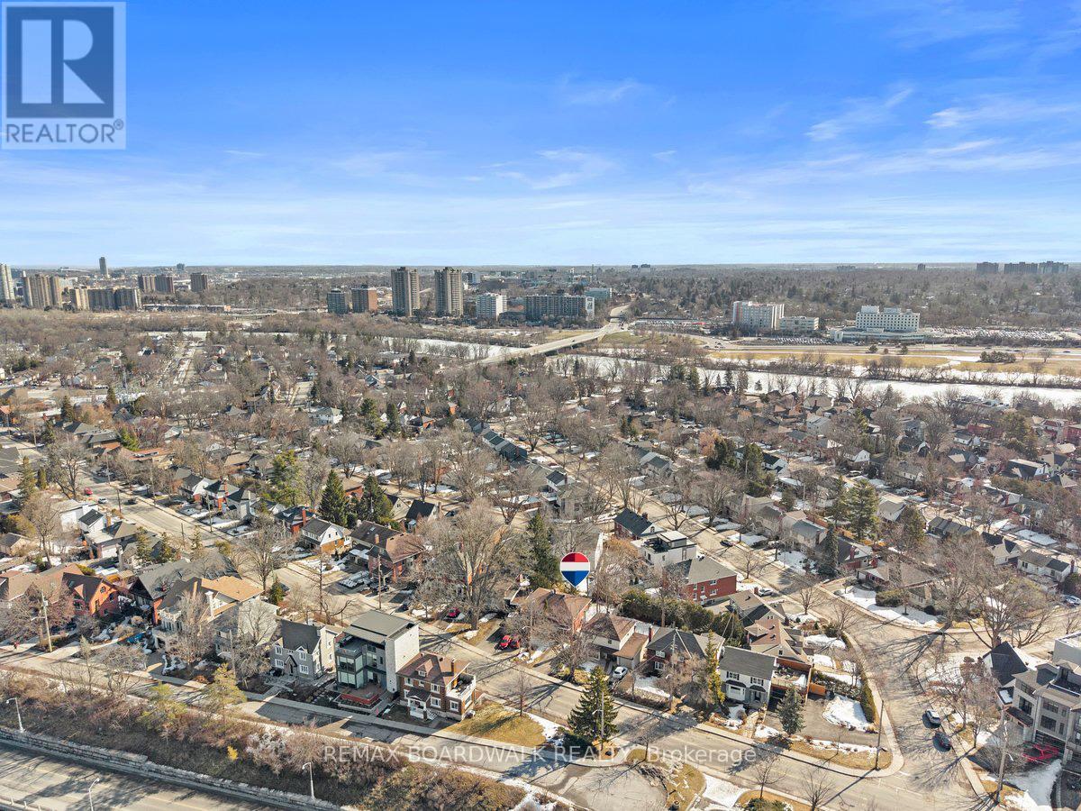 151 Riverdale Avenue, Ottawa, Ontario  K1S 1R1 - Photo 6 - X12880248