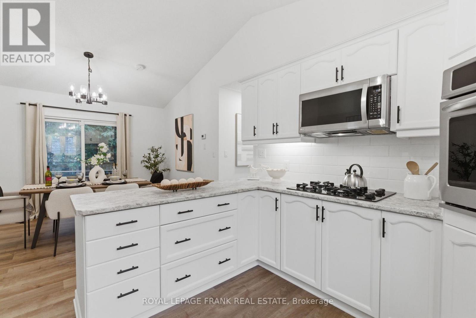 49 Mallory Street, Clarington, Ontario  L1E 2A8 - Photo 10 - E12880488