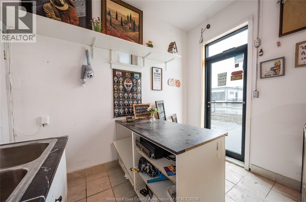 976 Howard Avenue, Windsor, Ontario  N9A 1S5 - Photo 4 - 26005335