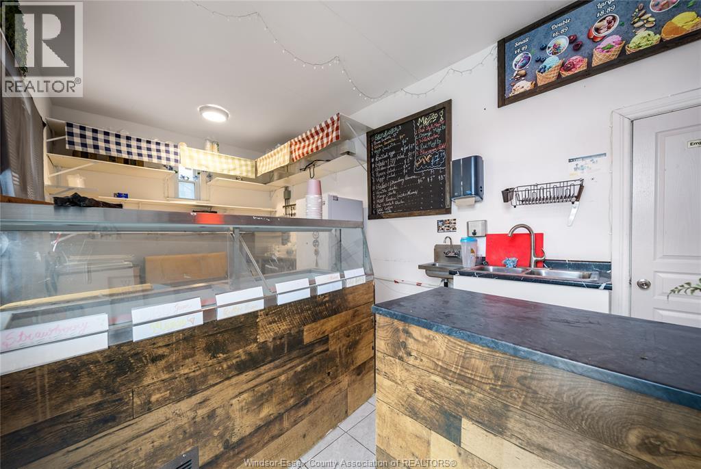 976 Howard Avenue, Windsor, Ontario  N9A 1S5 - Photo 6 - 26005335