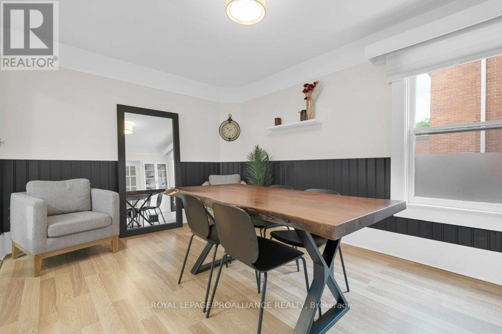 306 Bleecker Avenue, Belleville, Ontario  K8N 3V4 - Photo 14 - X12880410