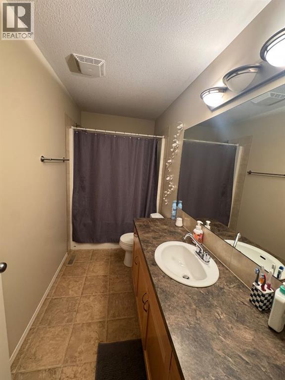 79 Sunridge Boulevard W, Lethbridge, Alberta  T1J 0T4 - Photo 17 - A2292834