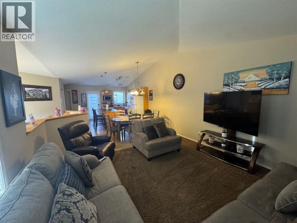 79 Sunridge Boulevard W, Lethbridge, Alberta  T1J 0T4 - Photo 4 - A2292834