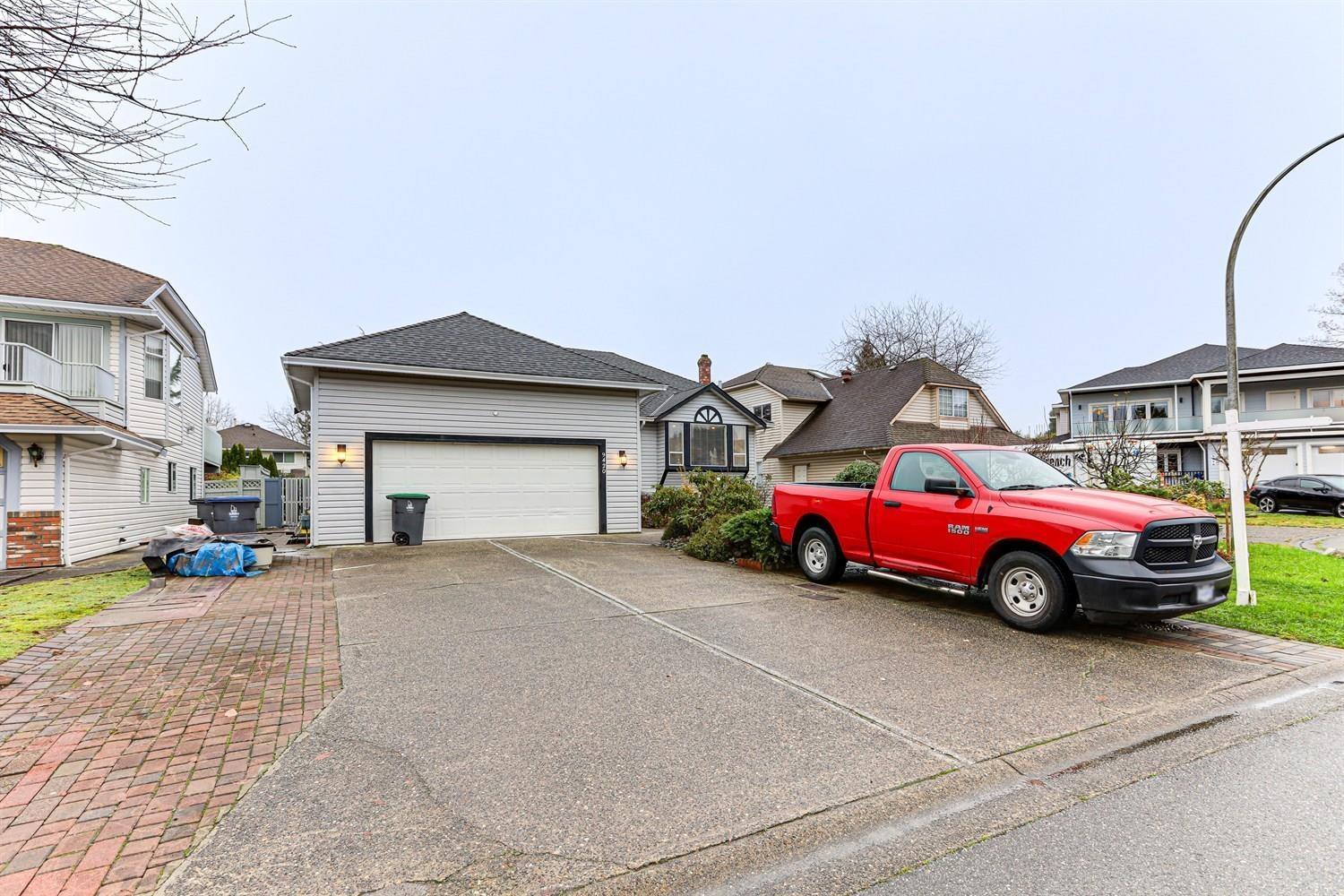 9420 157 Street, Surrey, British Columbia  V4N 3B5 - Photo 2 - R3099159