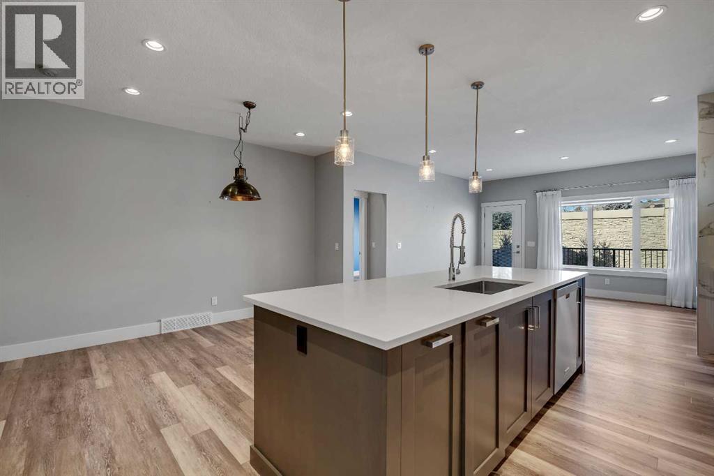 95 Sierra Morena Manor Sw, Calgary, Alberta  T3H 1S9 - Photo 10 - A2289736