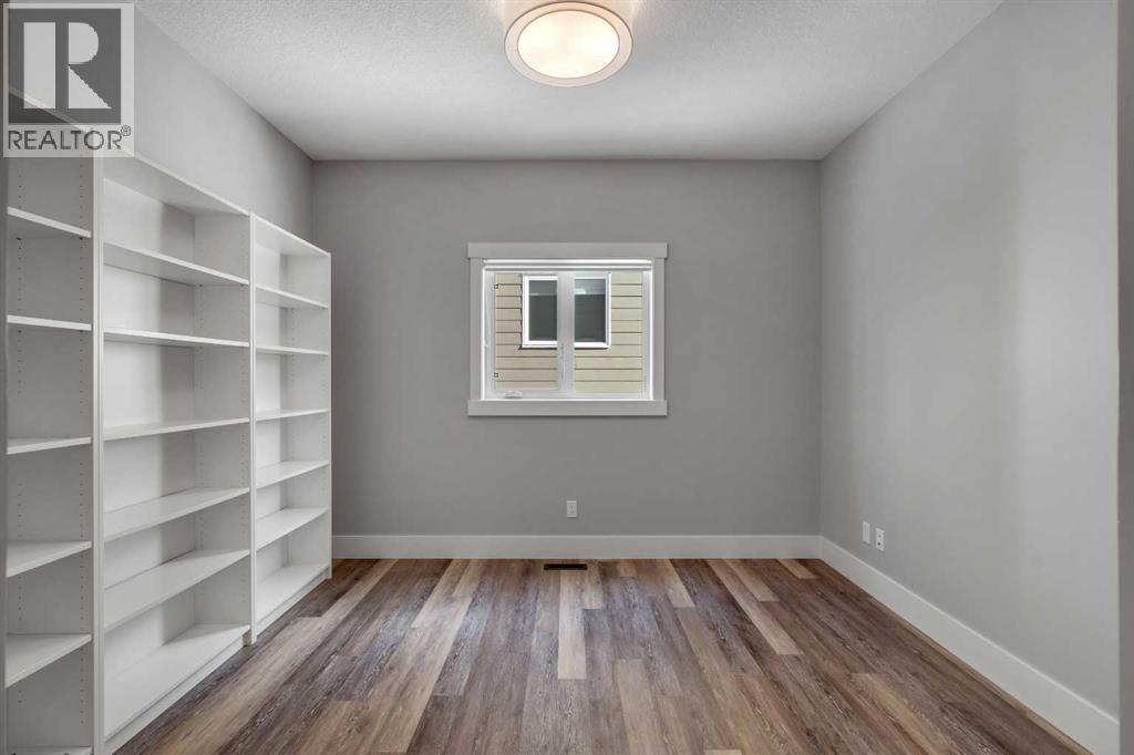 95 Sierra Morena Manor Sw, Calgary, Alberta  T3H 1S9 - Photo 5 - A2289736