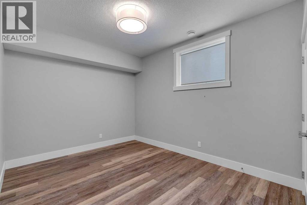 95 Sierra Morena Manor Sw, Calgary, Alberta  T3H 1S9 - Photo 36 - A2289736