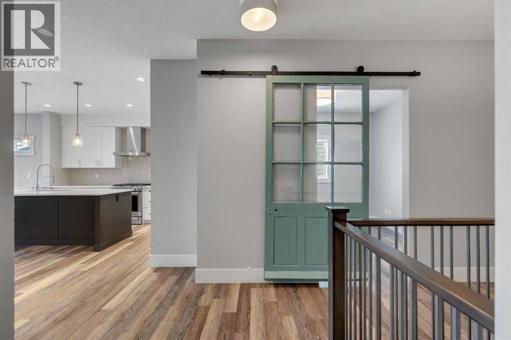 95 Sierra Morena Manor Sw, Calgary, Alberta  T3H 1S9 - Photo 4 - A2289736