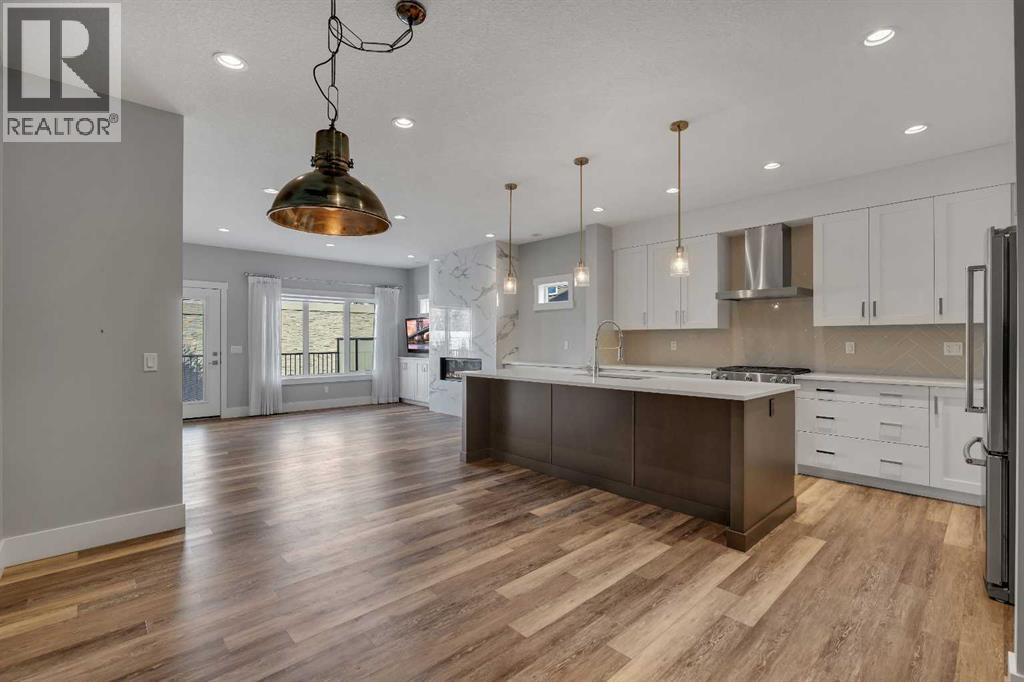 95 Sierra Morena Manor Sw, Calgary, Alberta  T3H 1S9 - Photo 7 - A2289736