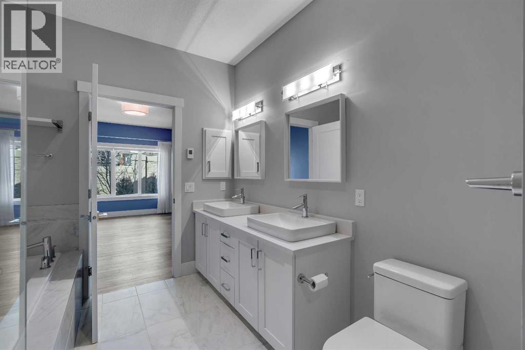 95 Sierra Morena Manor Sw, Calgary, Alberta  T3H 1S9 - Photo 25 - A2289736