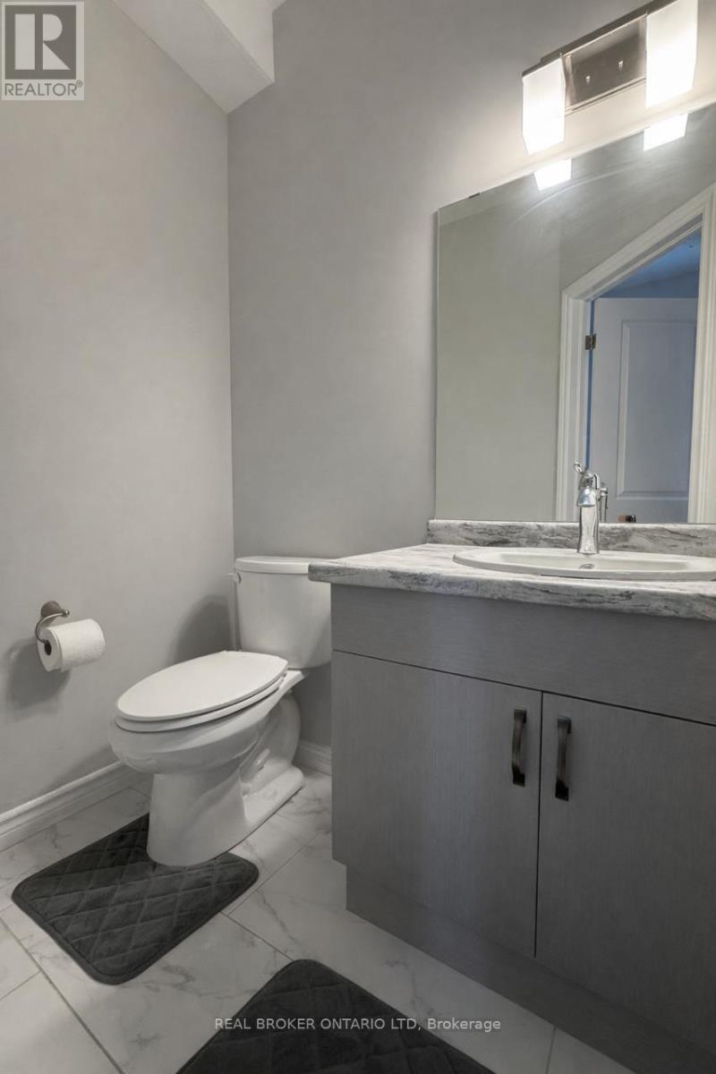 1744 Finley Crescent, London North, Ontario  N6G 0W3 - Photo 3 - X12880392