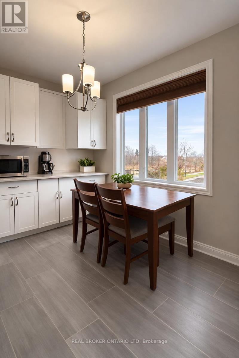 1744 Finley Crescent, London North, Ontario  N6G 0W3 - Photo 7 - X12880392