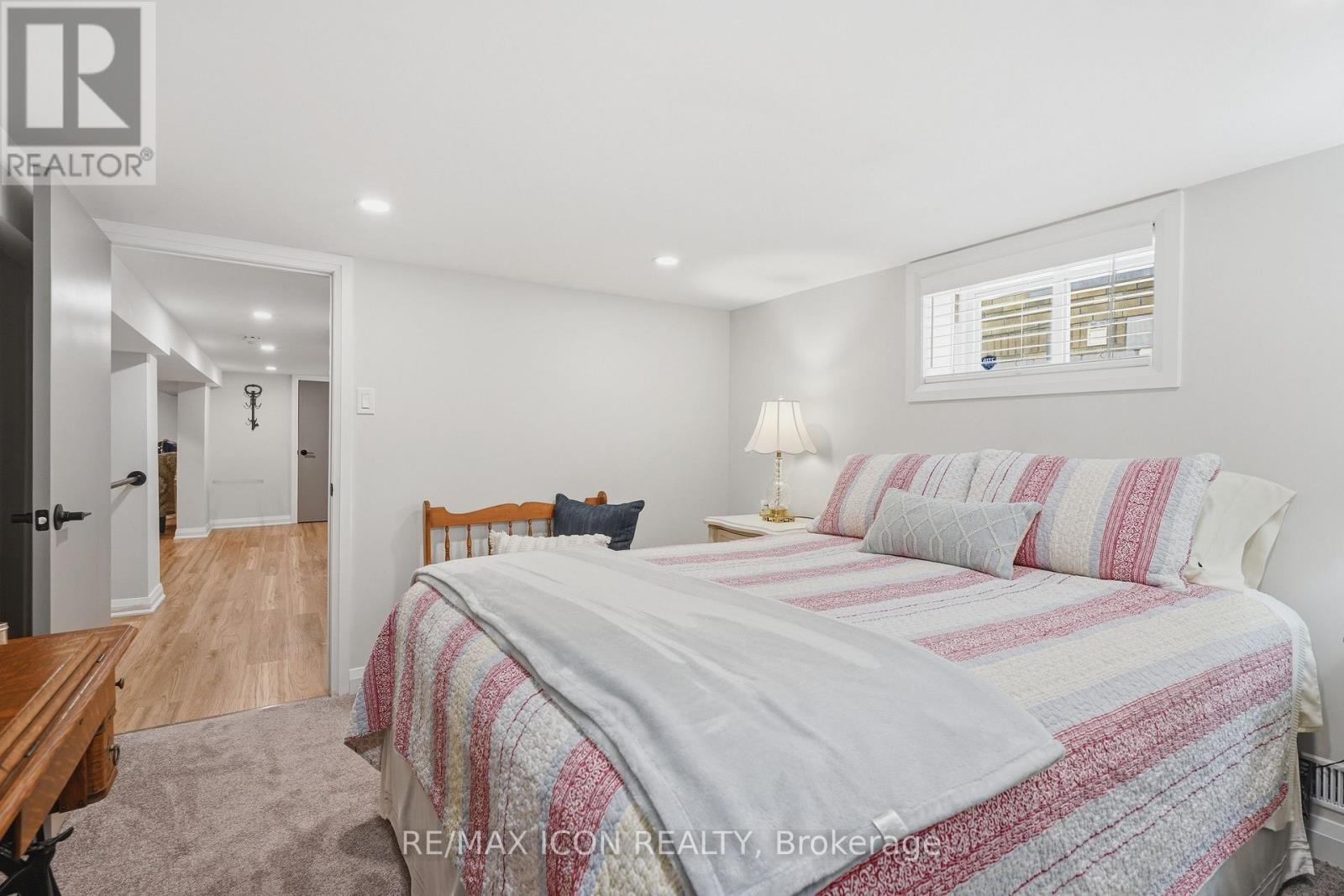 Photo 31 of 47 for 639 Emery Street E