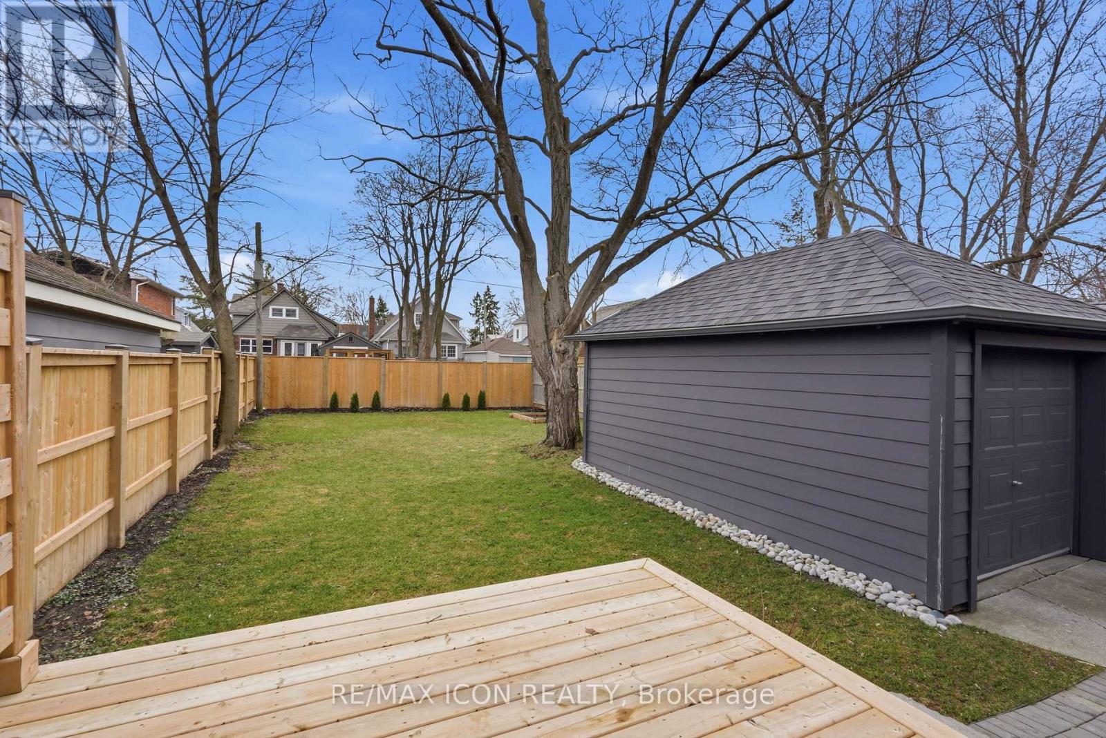 Photo 41 of 47 for 639 Emery Street E