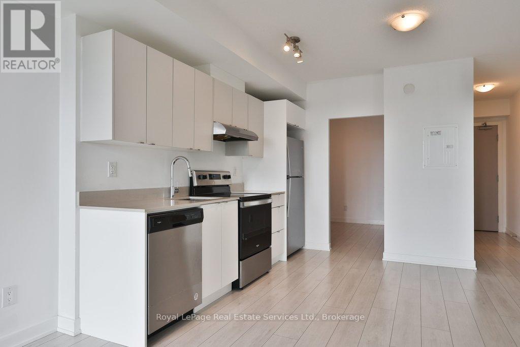 A605 - 3210 Dakota Common, Burlington, Ontario  L7M 2A8 - Photo 10 - W12880560