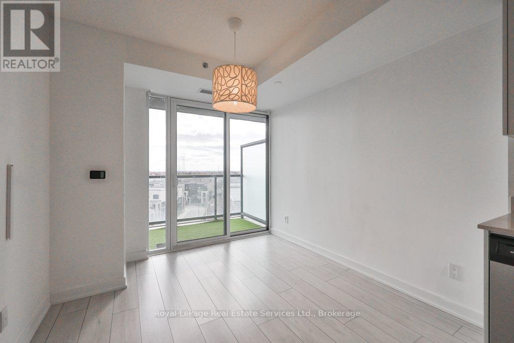 A605 - 3210 Dakota Common, Burlington, Ontario  L7M 2A8 - Photo 13 - W12880560