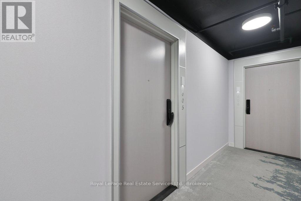 A605 - 3210 Dakota Common, Burlington, Ontario  L7M 2A8 - Photo 4 - W12880560