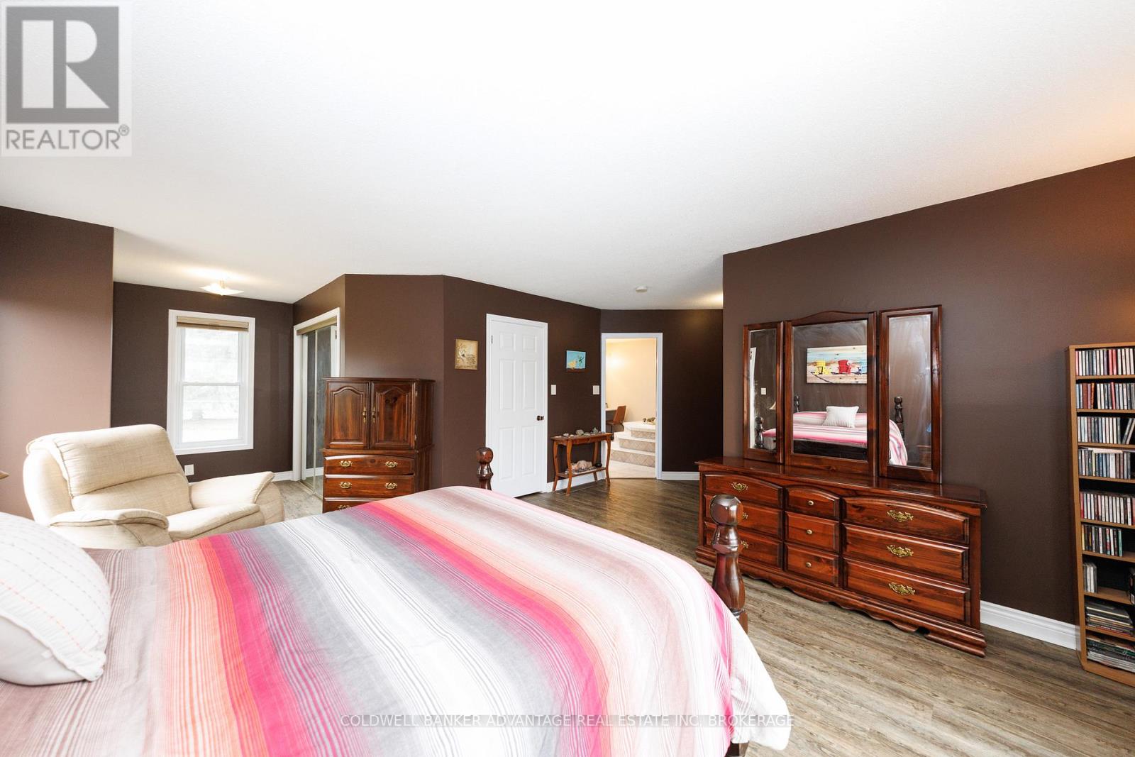 2 Donna Marie Drive, Welland, Ontario  L3C 2X5 - Photo 18 - X12880450