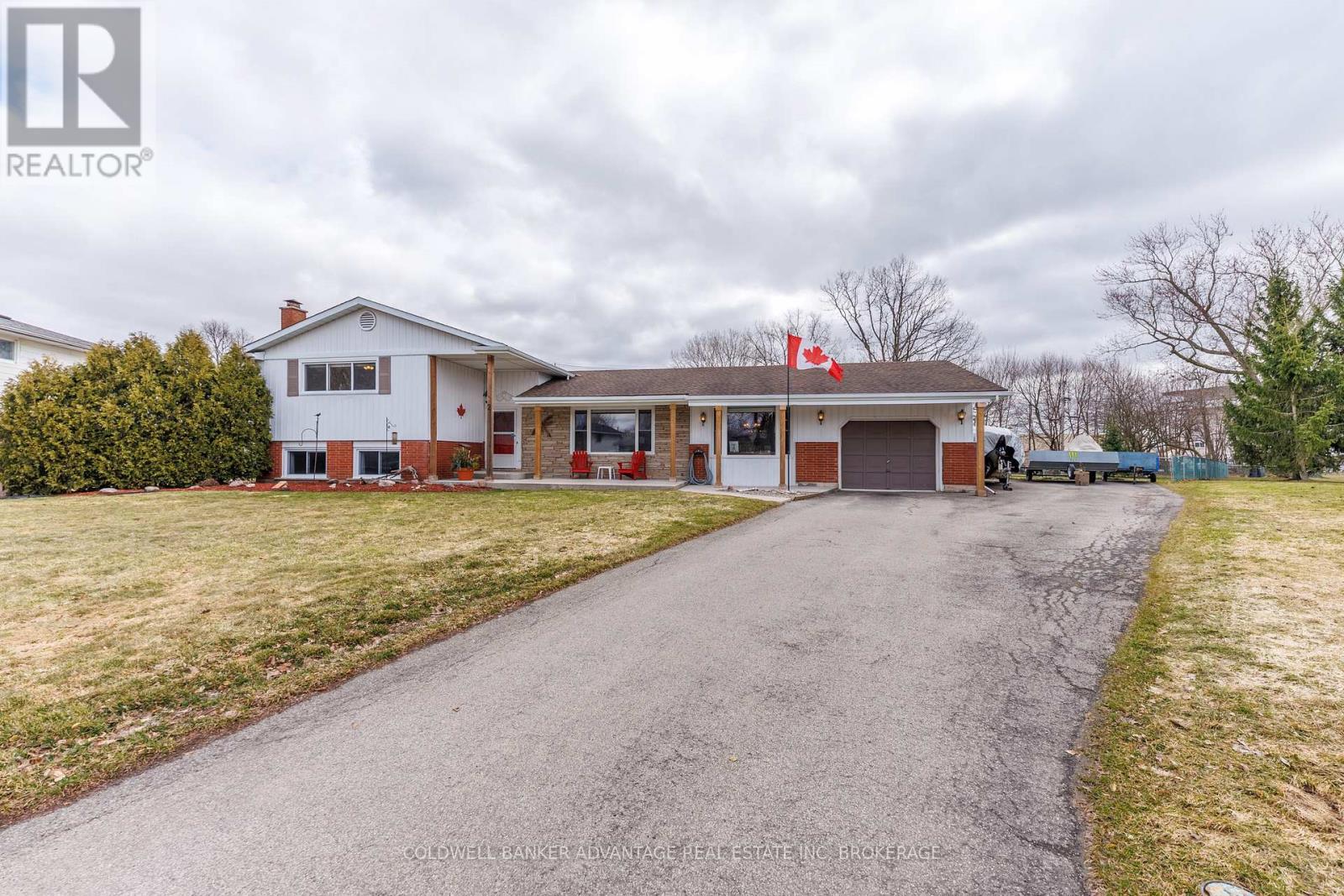 2 Donna Marie Drive, Welland, Ontario  L3C 2X5 - Photo 2 - X12880450