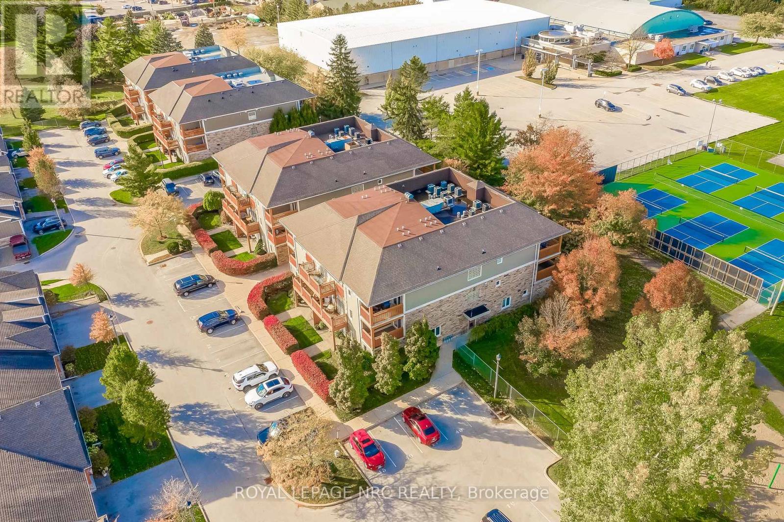 202 - 678 Line 2 Road, Niagara-On-The-Lake, Ontario  L0S 1J0 - Photo 40 - X12880472