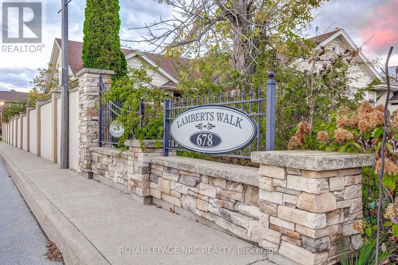 202 - 678 Line 2 Road, Niagara-On-The-Lake, Ontario  L0S 1J0 - Photo 5 - X12880472