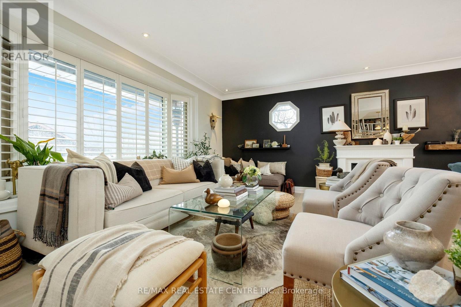 23 Milton Heights Crescent, Milton (Mn Milton North), Ontario  L9T 2W7 - Photo 7 - W12783404