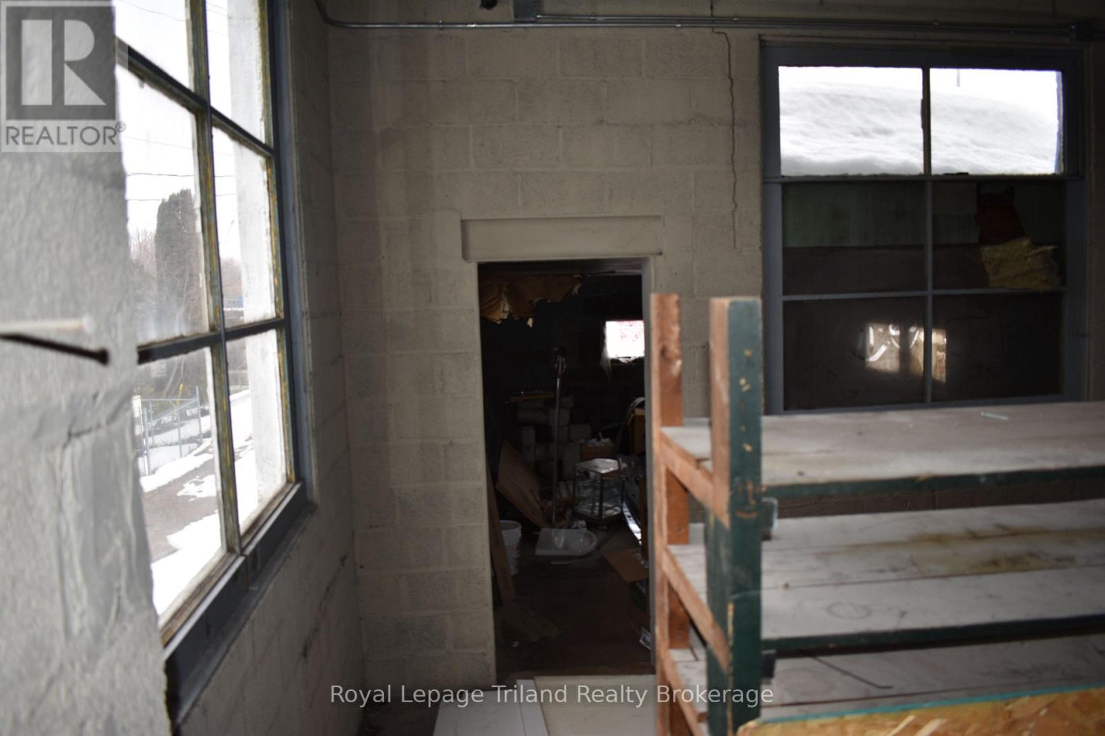 11 Ontario Road, West Perth, Ontario  N0K 1N0 - Photo 9 - X12880624