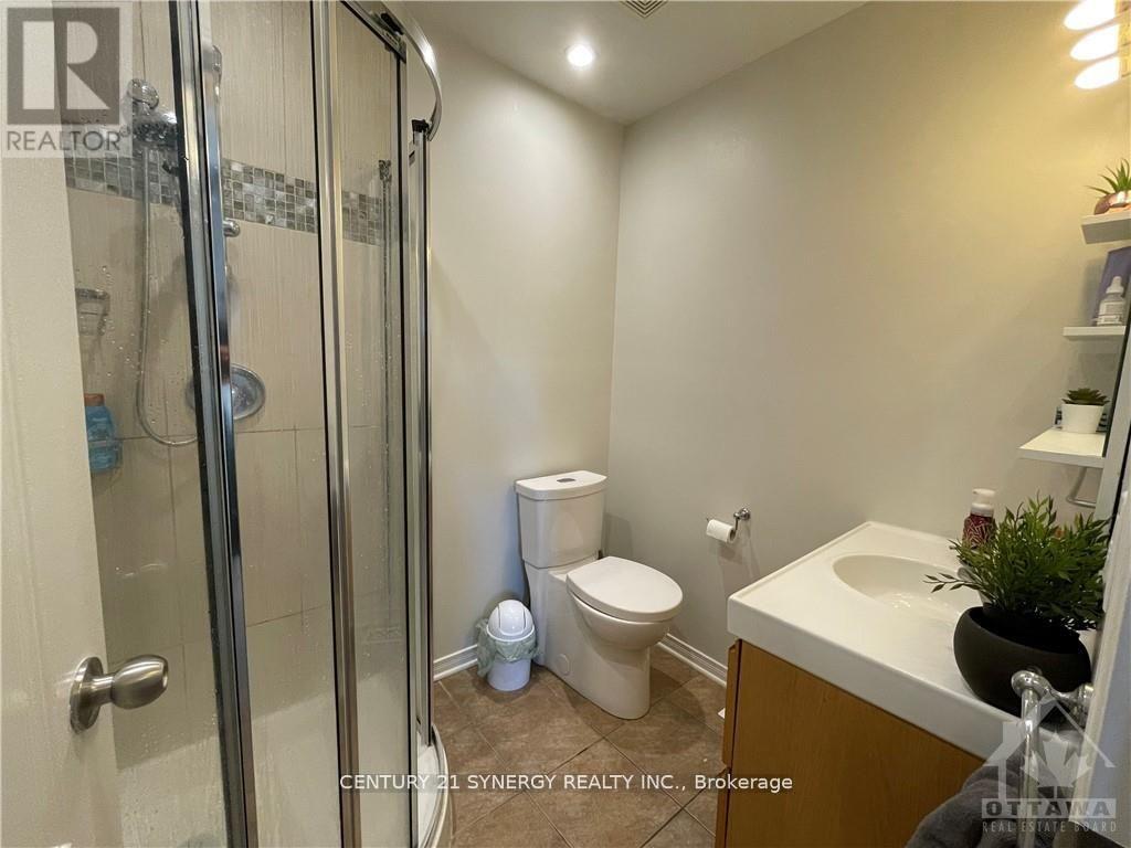 240 Freedom Private, Ottawa, Ontario  K1G 6W3 - Photo 22 - X12879014