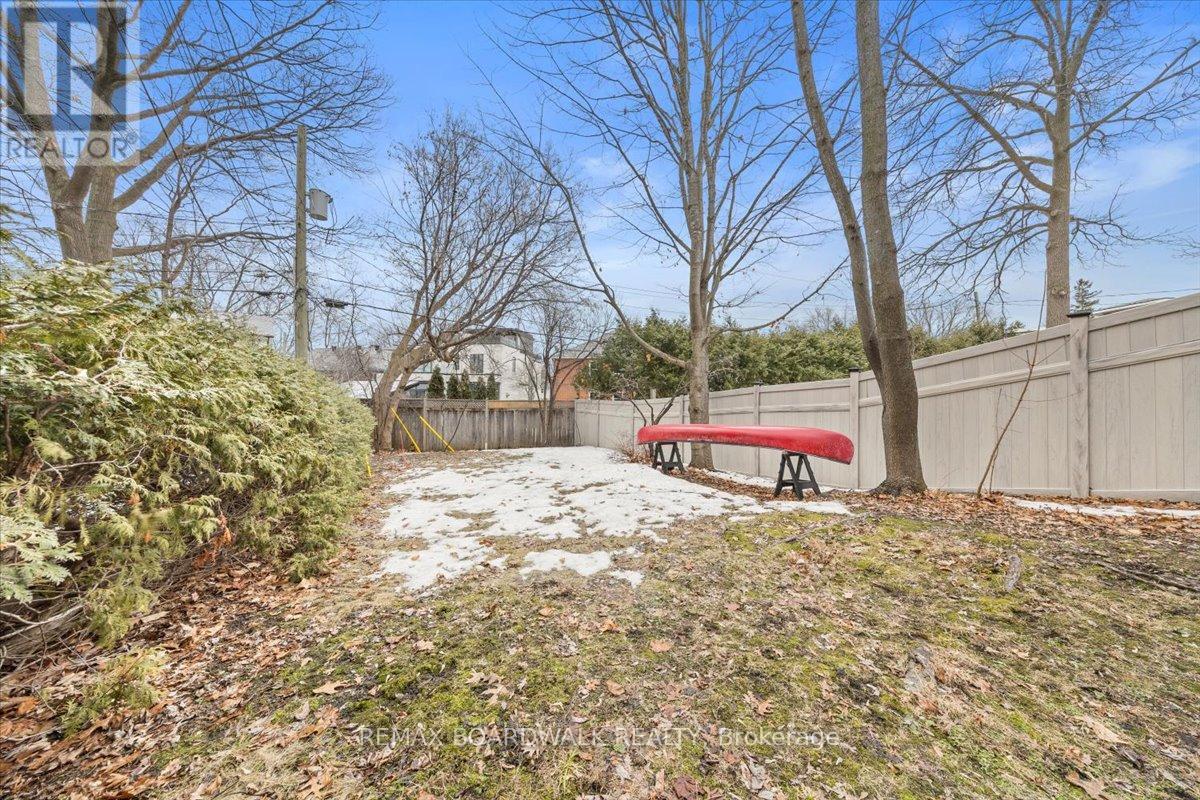 151 Riverdale Avenue, Ottawa, Ontario  K1S 1R1 - Photo 24 - X12880248