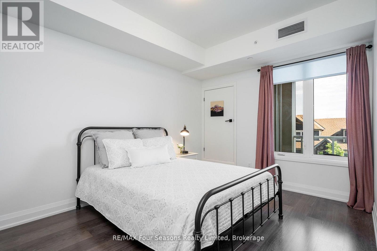 208 - 17 Spooner Crescent, Collingwood, Ontario  L9Y 1T3 - Photo 10 - S12880638