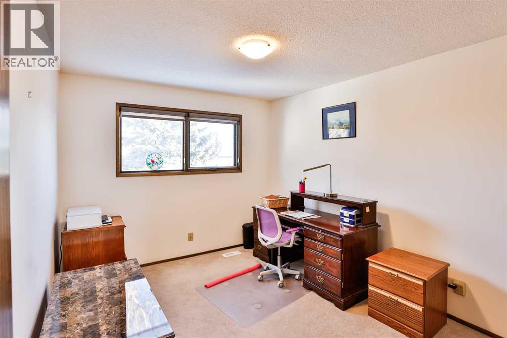 159 Park Avenue, Raymond, Alberta  T0K 2S0 - Photo 16 - A2292200