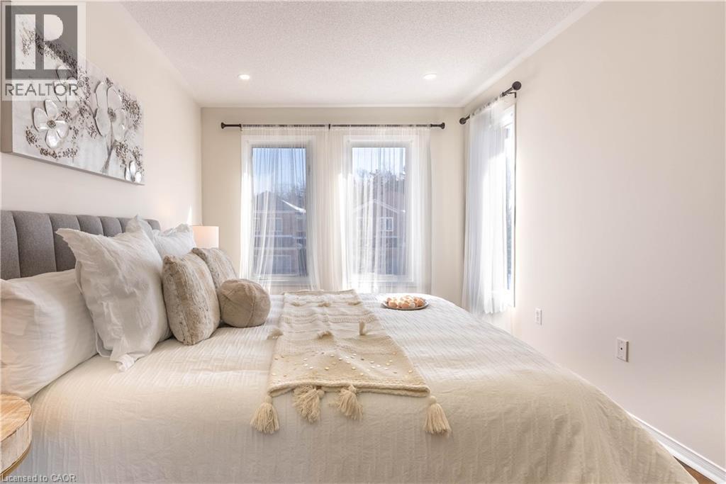 2831 Westbury Court, Mississauga, Ontario  L5M 6B4 - Photo 32 - 40806809